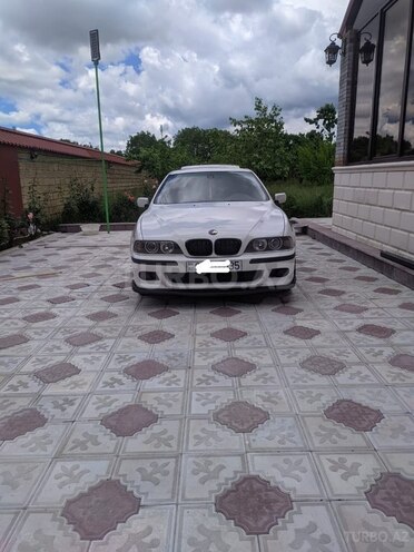 BMW 535 1998, 276,000 km - 3.5 l - İsmayıllı