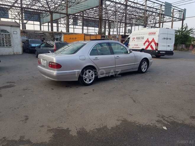 Mercedes E 320 2002, 19,000 km - 3.2 l - Bakı