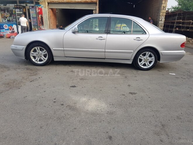 Mercedes E 320 2002, 19,000 km - 3.2 l - Bakı