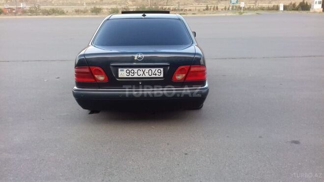 Mercedes E 320 1998, 327,000 km - 3.2 l - Sumqayıt