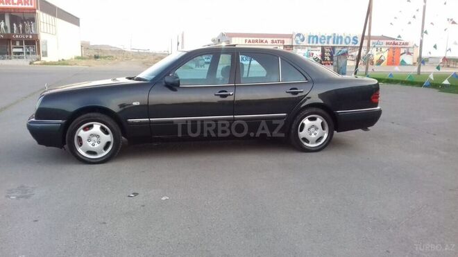 Mercedes E 320 1998, 327,000 km - 3.2 l - Sumqayıt