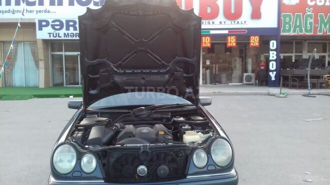 Mercedes E 320 1998, 327,000 km - 3.2 l - Sumqayıt