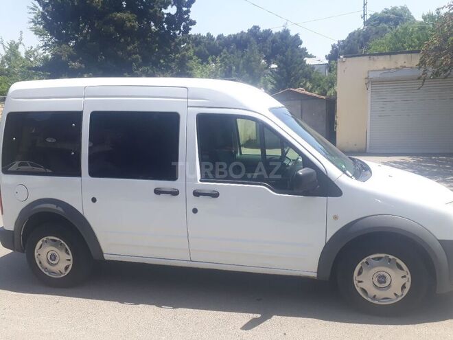 Ford Tourneo Connect 2010, 173,000 km - 1.8 l - Bakı