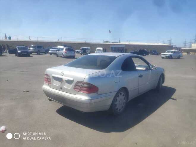 Mercedes E 200 1998, 496,000 km - 2.0 l - Sumqayıt