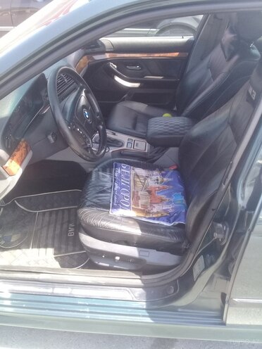 BMW 528 1996, 324,508 km - 2.8 l - Sumqayıt