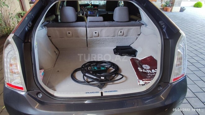 Toyota Prius 2013, 260,000 km - 1.8 l - Bakı