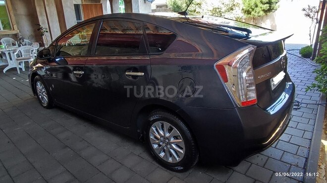 Toyota Prius 2013, 260,000 km - 1.8 l - Bakı