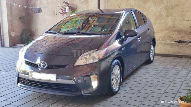 Toyota Prius 2013, 260,000 km - 1.8 l - Bakı