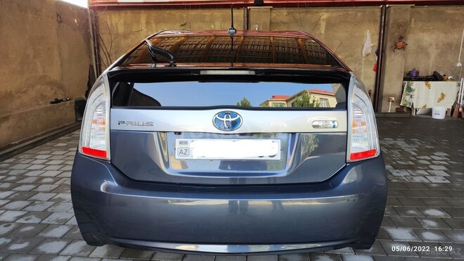 Toyota Prius 2013, 260,000 km - 1.8 l - Bakı
