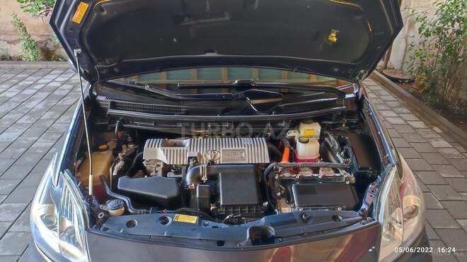 Toyota Prius 2013, 260,000 km - 1.8 l - Bakı