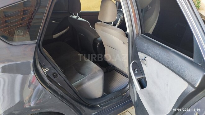 Toyota Prius 2013, 260,000 km - 1.8 l - Bakı