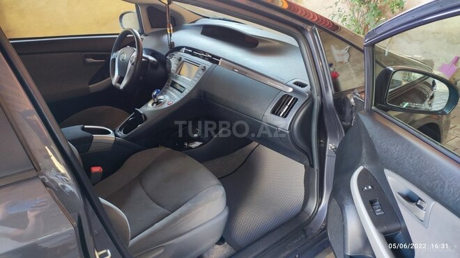 Toyota Prius 2013, 260,000 km - 1.8 l - Bakı