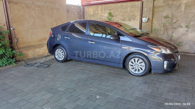 Toyota Prius 2013, 260,000 km - 1.8 l - Bakı