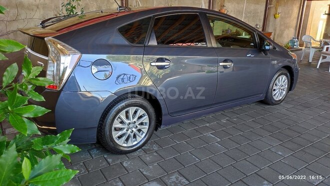 Toyota Prius 2013, 260,000 km - 1.8 l - Bakı
