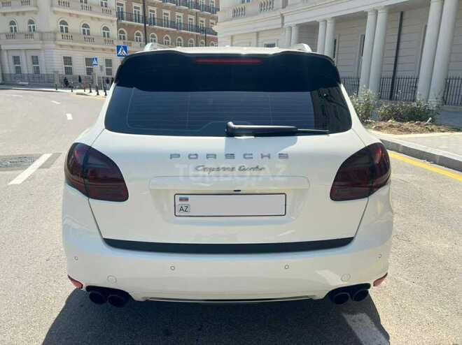 Porsche Cayenne Turbo 2010, 118,000 km - 4.8 l - Bakı