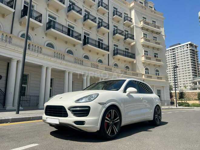 Porsche Cayenne Turbo 2010, 118,000 km - 4.8 l - Bakı