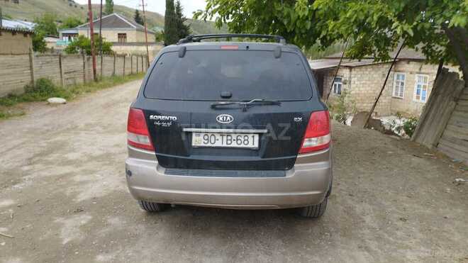 Kia Sorento 2006, 282,000 km - 3.5 l - Bakı