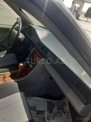 Mercedes E 200 1994, 400,000 km - 2.0 l - Biləsuvar