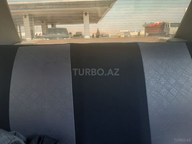 Mercedes E 200 1994, 400,000 km - 2.0 l - Biləsuvar