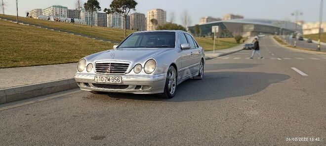Mercedes E 200 2000, 380,000 km - 2.0 l - Bakı
