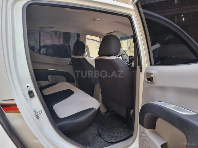 Mitsubishi L200 2015, 175,000 km - 2.5 l - Bakı