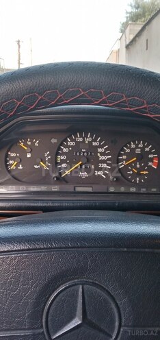 Mercedes E 220 1994, 292,874 km - 2.2 l - Bakı