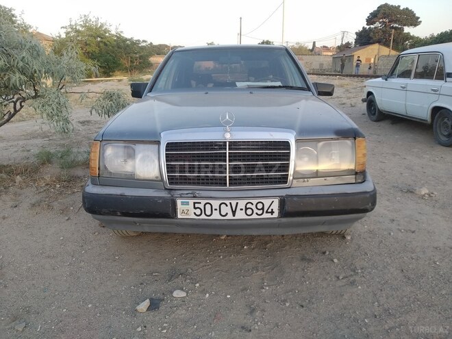 Mercedes E 230 1988, 316,300 km - 2.3 l - Bakı