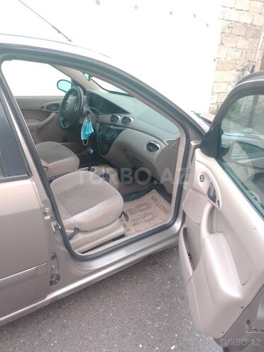 Ford Focus 2002, 300,000 km - 2.0 л - Bakı