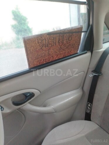 Ford Focus 2002, 300,000 km - 2.0 л - Bakı