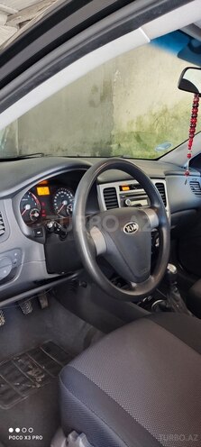 Kia Rio 2007, 211,800 km - 1.4 l - Şəki