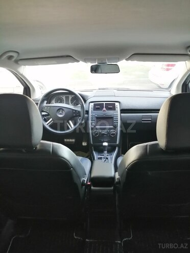 Mercedes B 180 2011, 45,000 km - 1.7 l - Bakı