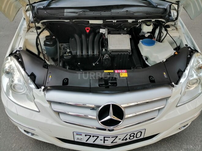 Mercedes B 180 2011, 45,000 km - 1.7 l - Bakı