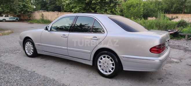 Mercedes E 270 2001, 268,000 km - 2.7 l - Bərdə