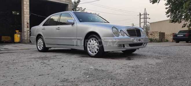 Mercedes E 270 2001, 268,000 km - 2.7 l - Bərdə