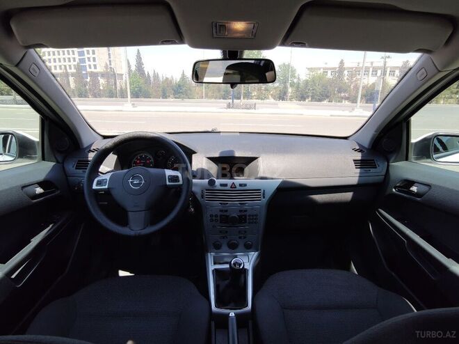 Opel Astra 2009, 125,000 km - 1.4 l - Gəncə