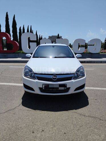 Opel Astra 2009, 125,000 km - 1.4 l - Gəncə