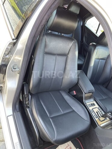 Mercedes E 320 2000, 289,555 km - 3.2 л - Bakı