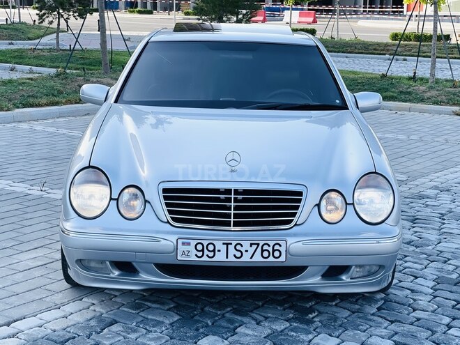 Mercedes E 320 2000, 289,555 km - 3.2 л - Bakı