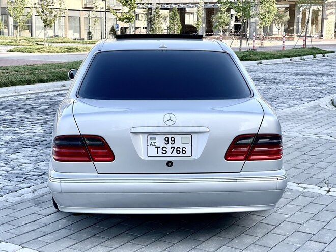 Mercedes E 320 2000, 289,555 km - 3.2 л - Bakı