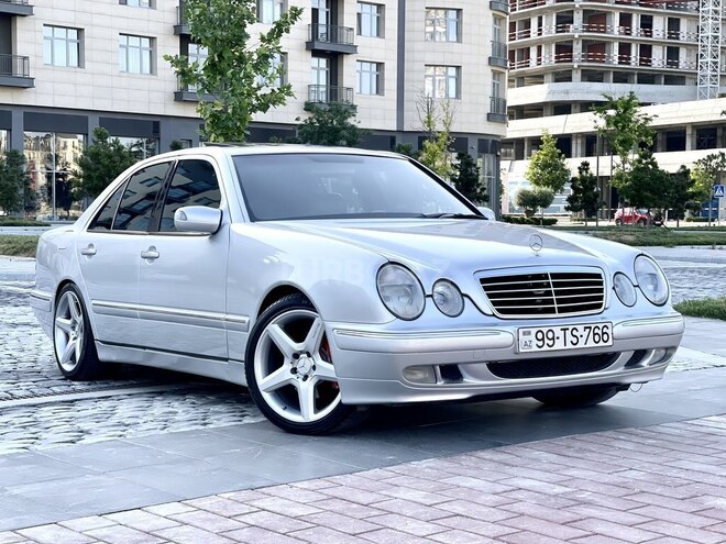 Mercedes E 320 2000, 289,555 km - 3.2 л - Bakı