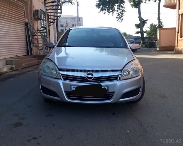 Opel Astra 2009, 270,000 km - 1.3 л - Qazax