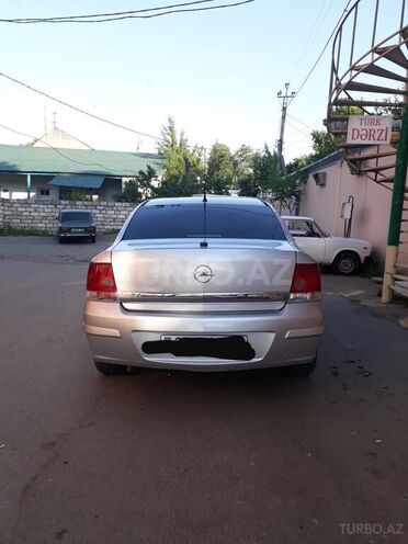 Opel Astra 2009, 270,000 km - 1.3 л - Qazax