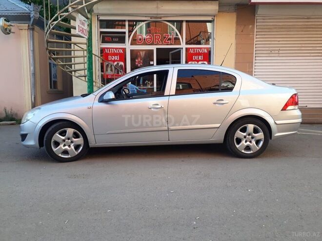 Opel Astra 2009, 270,000 km - 1.3 л - Qazax