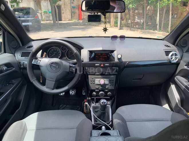 Opel Astra 2005, 273,000 km - 1.4 l - Bakı