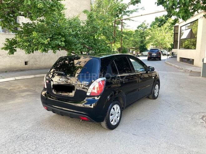 Kia Rio 2010, 235,000 km - 1.5 л - Bakı