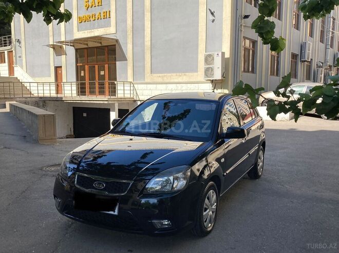 Kia Rio 2010, 235,000 km - 1.5 л - Bakı