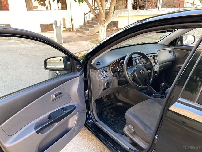 Kia Rio 2010, 235,000 km - 1.5 л - Bakı