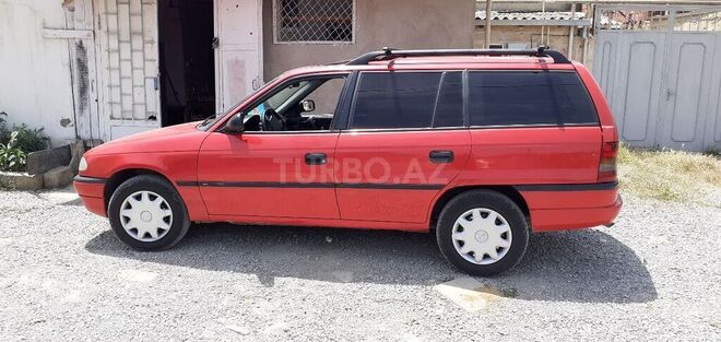 Opel Astra 1996, 500,000 km - 1.6 л - Bakı