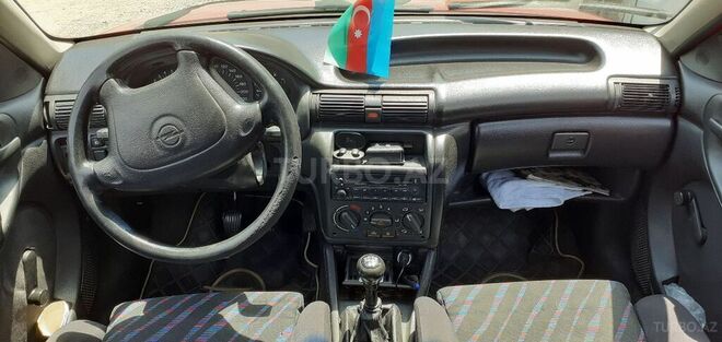 Opel Astra 1996, 500,000 km - 1.6 л - Bakı