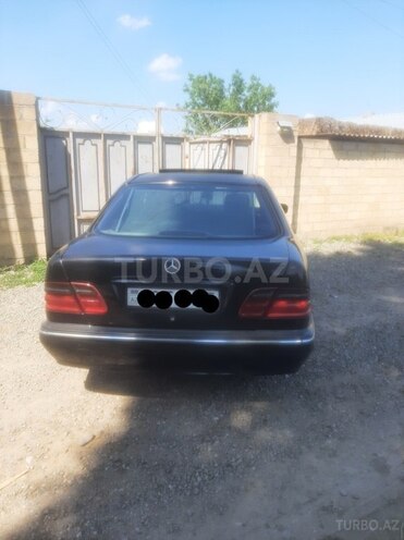 Mercedes E 220 2000, 350,000 km - 2.2 l - Bərdə